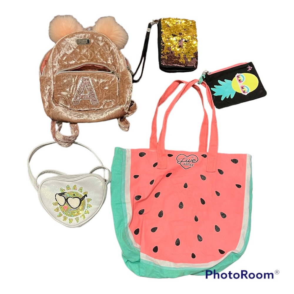 Bundle of 4 different bags/wallets